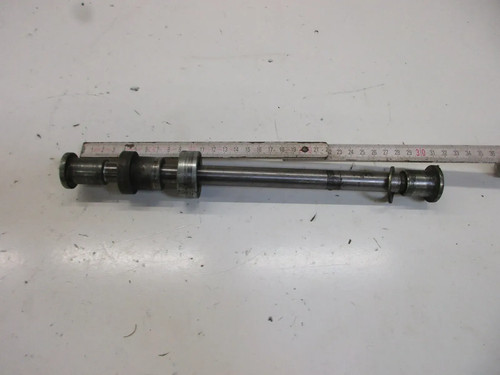 1. Kawasaki GPZ 900 R ZX 900 A Ninja Steckachse hinten 17 mm Achse Hinterrad