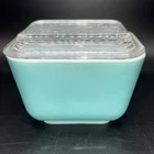 Vintage PYREX Refrigerator Dish W/ Lid Turquoise Aqua Robin’s Egg Blue 501