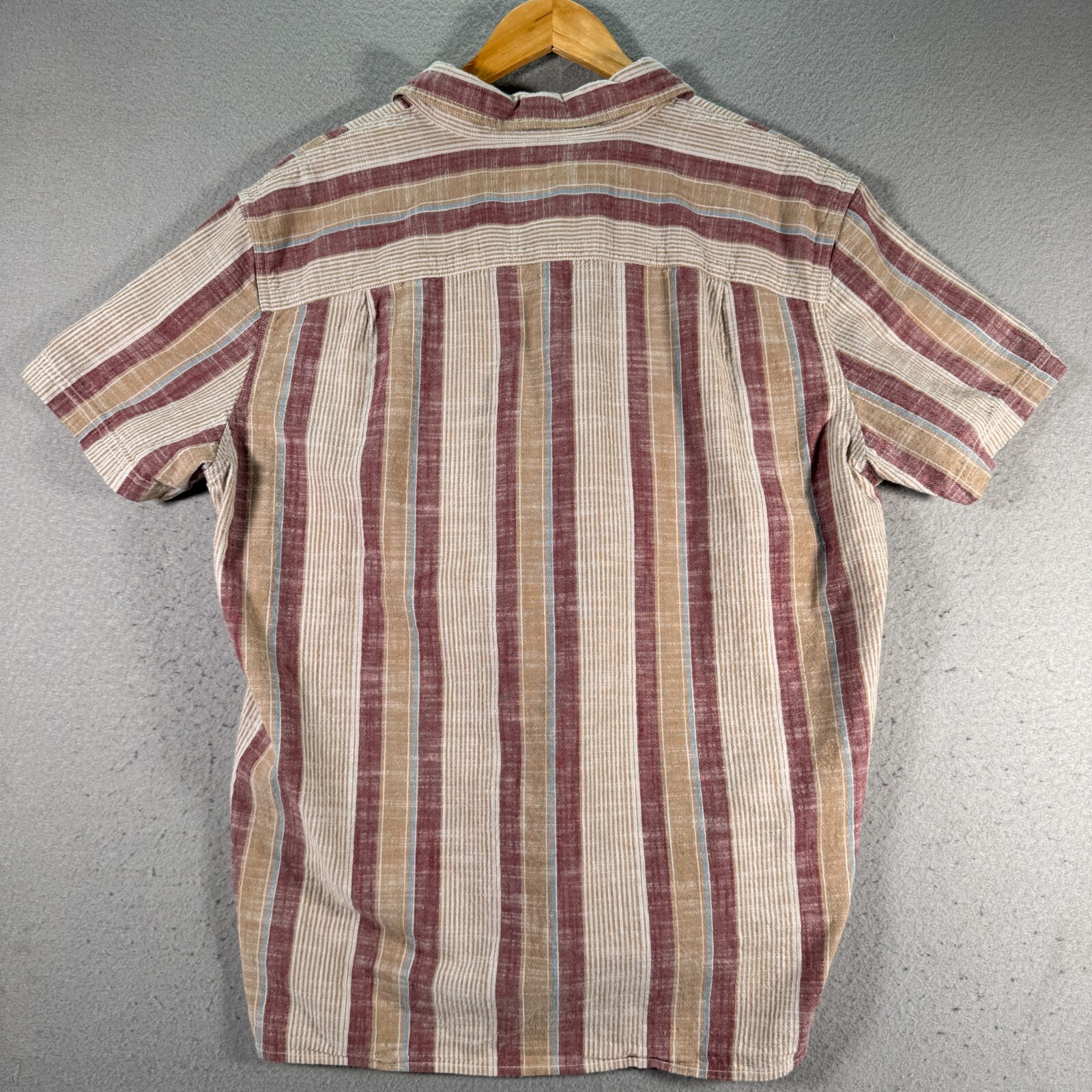 American Eagle Poolside Button Up Shirt Mens Larg… - image 2