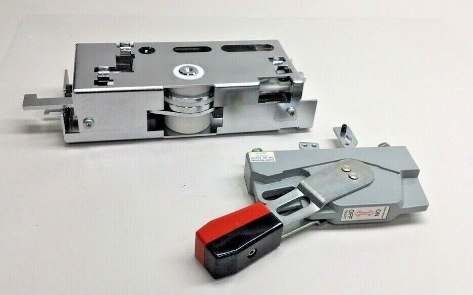 ABB 3HAC2406-1 Door Interlock Linkage with C-H C371H1 Operator Handle