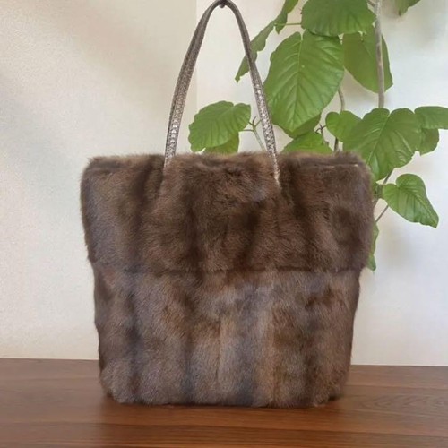 フェンディ ピーカブー ミンク レア www.agenciacuringa.com.br