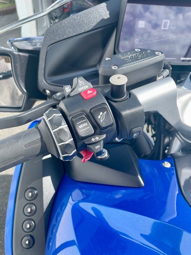 2022 BMW R1250RT LE Sport / 3427 MILES - Picture 16 of 24