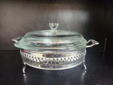Glassbake 2 Qt Baking Dish w/ Lid & Ornate Metal Stand, Vintage 
