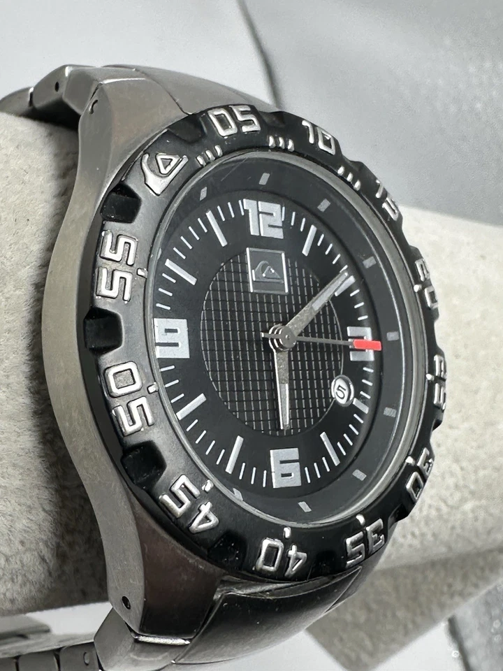 Reloj Hombre Quicksilver Darkslide QWMA011 Batería Nueva 42MM 6.75" Raro L6 Foto 3 de 4