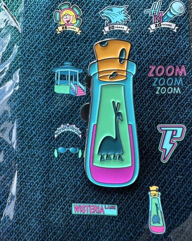 Disney+ Hulu Throwbacks Mystery Pin Emperor’s New Groove Kuzco Potion Llama 