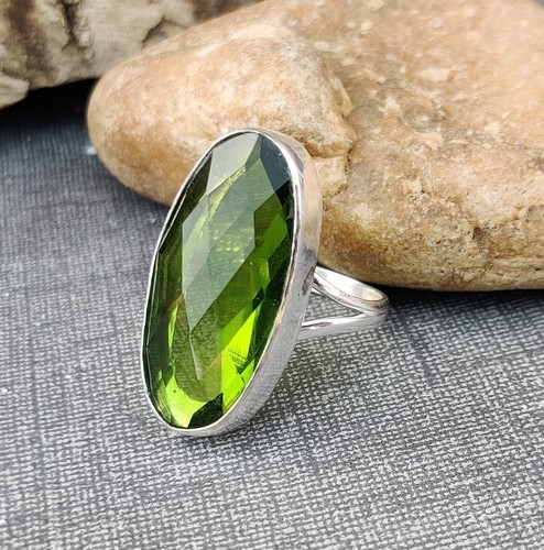 Peridot Gemstone Handmade 925 Sterling Silver Lovely Jewelry Ring All Size SR77 - Picture 2 of 3