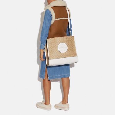 NWT Coach Dempsey Tote 40 In Signature Canvas With Coach Patch