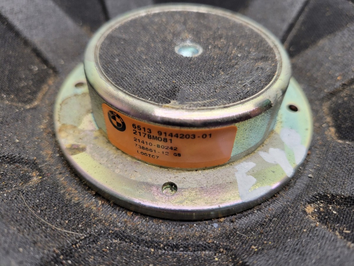 06-11 BMW E90 E92 E93 Front Right Logic 7 Sub Woofer Audio