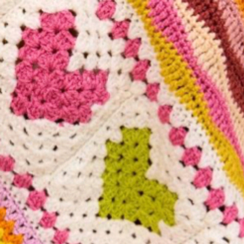 Sirdar Hearts and Flowers CAL Crochet Along - Double Knit pack Kit - Picture 12 of 12