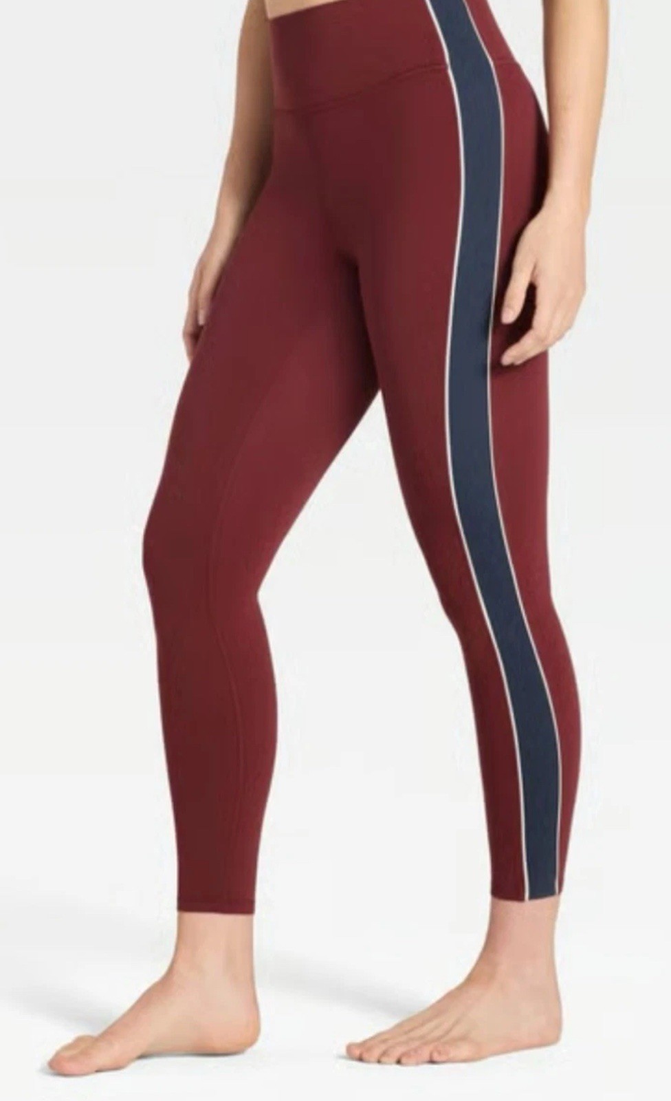 All In Motion Women's Everyday Soft High-Rise Piped 7/8 Length Leggings Large
