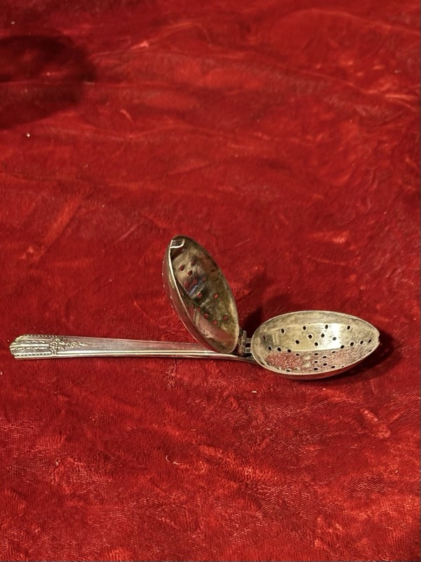 Vintage Silverplate Tea Infuser Spoon WM.A. Rogers A1 Plus Oneida LTD Used 5.5"