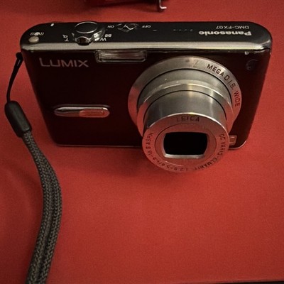Panasonic Lumix DMC-FX07 7.2 MP 3.6x Optical Zoom Brown Compact