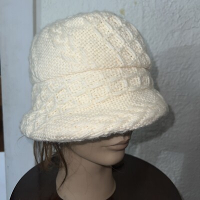 BRANIGAN WEAVERS Beige Black Red Plaid Wool Bucket Hat Vintage Branigan Weavers Ireland Wool Plaid Winter Bucket  main image 3