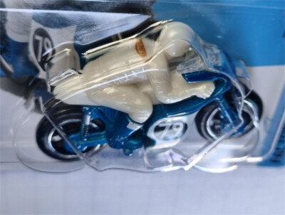 2024 Hot Wheels 1966 Triumph Tiger 100 1/64 # HTD43 HW Bike Moped Race