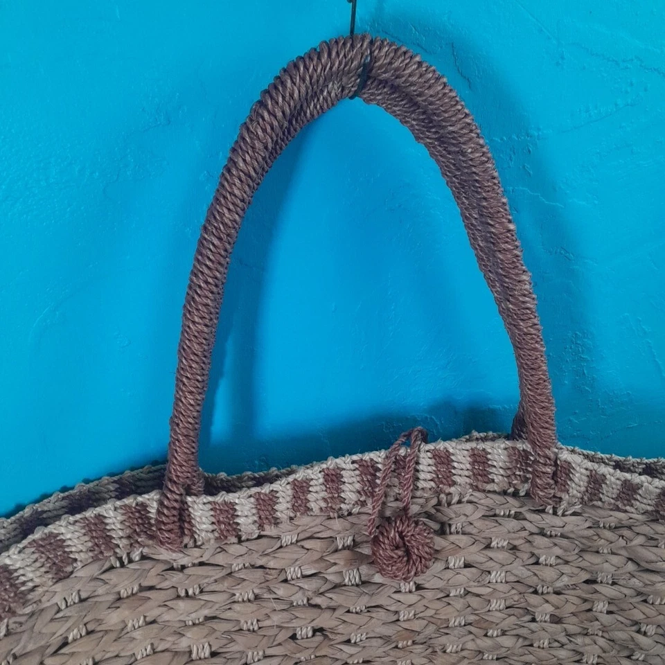 Bolsos de hombro grandes de ratán Bolso de playa de verano Bolsas de paja para mujer Bolso de mano tejido Foto 4 de 4
