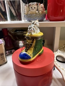 Limoges France Kittens In Boot Trinket Box Peint Main Hand Painted Porcelain
