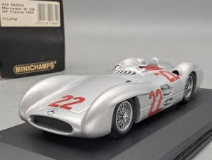 Spark 1:43 Mercedes-Benz W 196 Monoposto argent B66040584 modèle