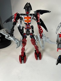LEGO Bionicle Lot: Makuta Icarax (8953) & Hydraxon (8923) Titan Action Figures