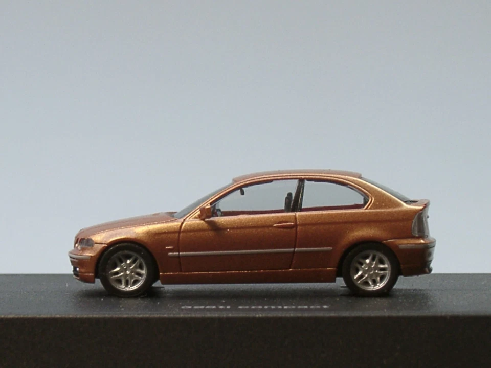Herpa BMW 325 ti , 3er Compact, kupfer met. - dealer Modell - 434 - 1:87 - Bild 2 von 4