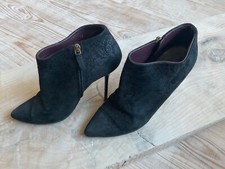 Gucci Vintage 297177 Textured Leather Pointed Toe Ankle Boots Booties Size 39