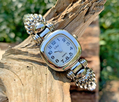 Collezio Silver Tone/MOP Dial Twisted Hinged Bracelet Women's Watch New Battery