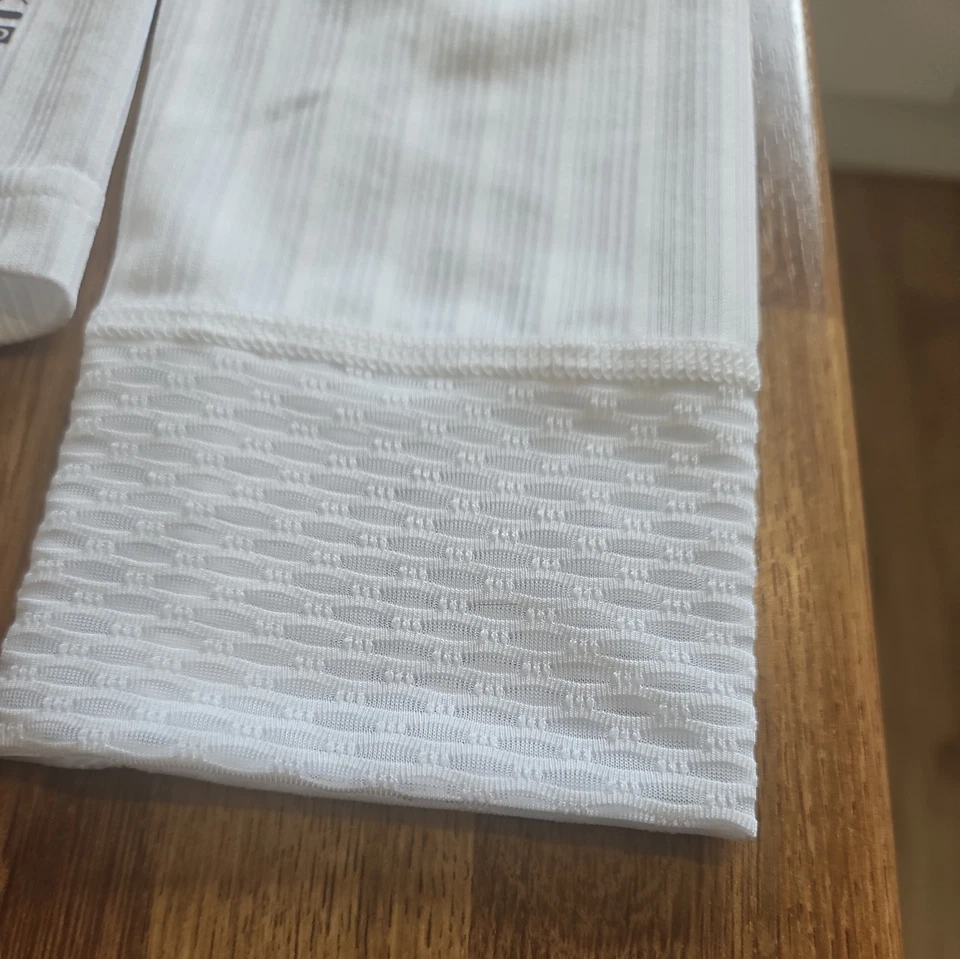 Craft long sleeve extreme coolmax pro cycling base. £65 rrp - Image 2 of 4