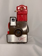 Vintage Imperial Debonair Camera with Flash   Made in USA