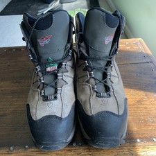 Red Wing TruHiker 3561 Men’s 9.5 E-2 Wide Steel Toe Waterproof Boot CSA ASTM. 