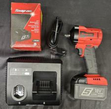 Snap-on Tools Usa 38 Drive Red Cordless Stubby Impact Kit Set Ct9038