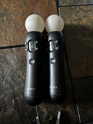 2x Sony Playstation Move Motion Controllers PS3 PS4 VR