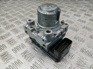 0 TRIUMPH SPRINT ST ABS Pumpe