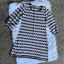 Alice + Olivia Knit Sweater Dress Brown Cream Chevron Zig Zag Striped Size Small