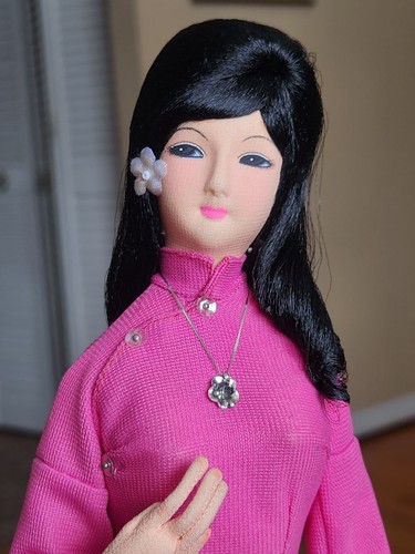 Vintage 1960's Original Vietnamese BUPBE BACH TUYET Stockinette Doll & Gift Box