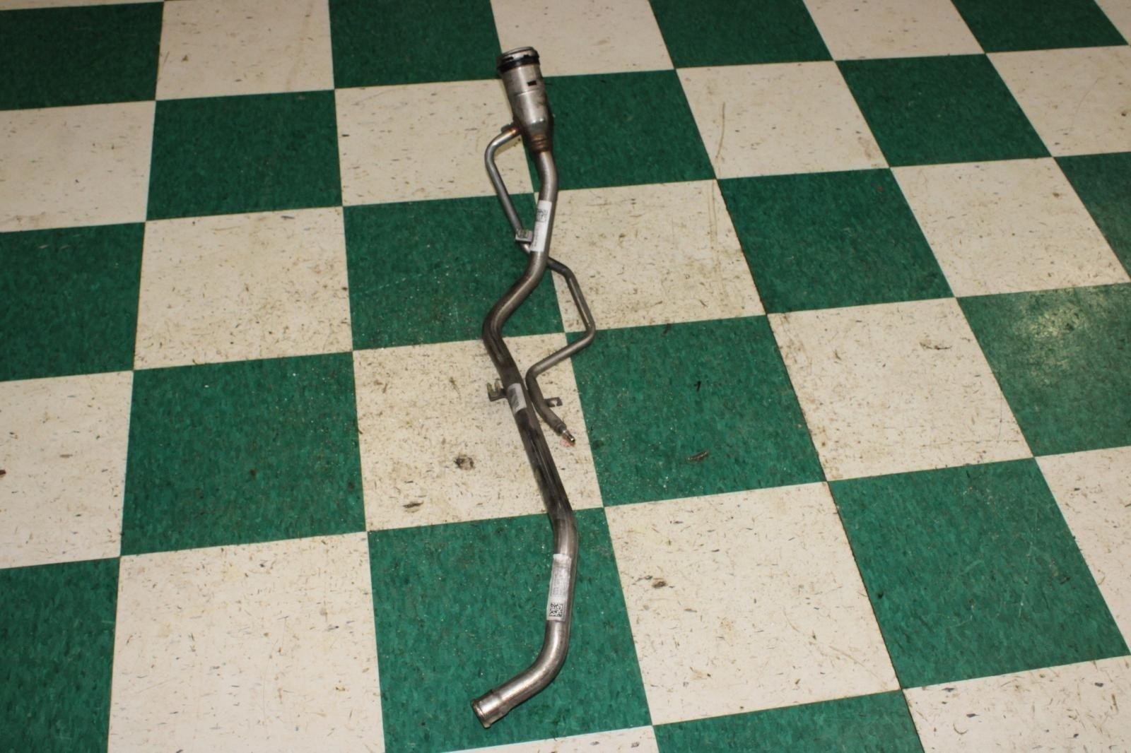 14-20 Ghibli 3.0L Engine Gasoline Gas Fuel Filler Neck Assy Unit Factory OEM OE