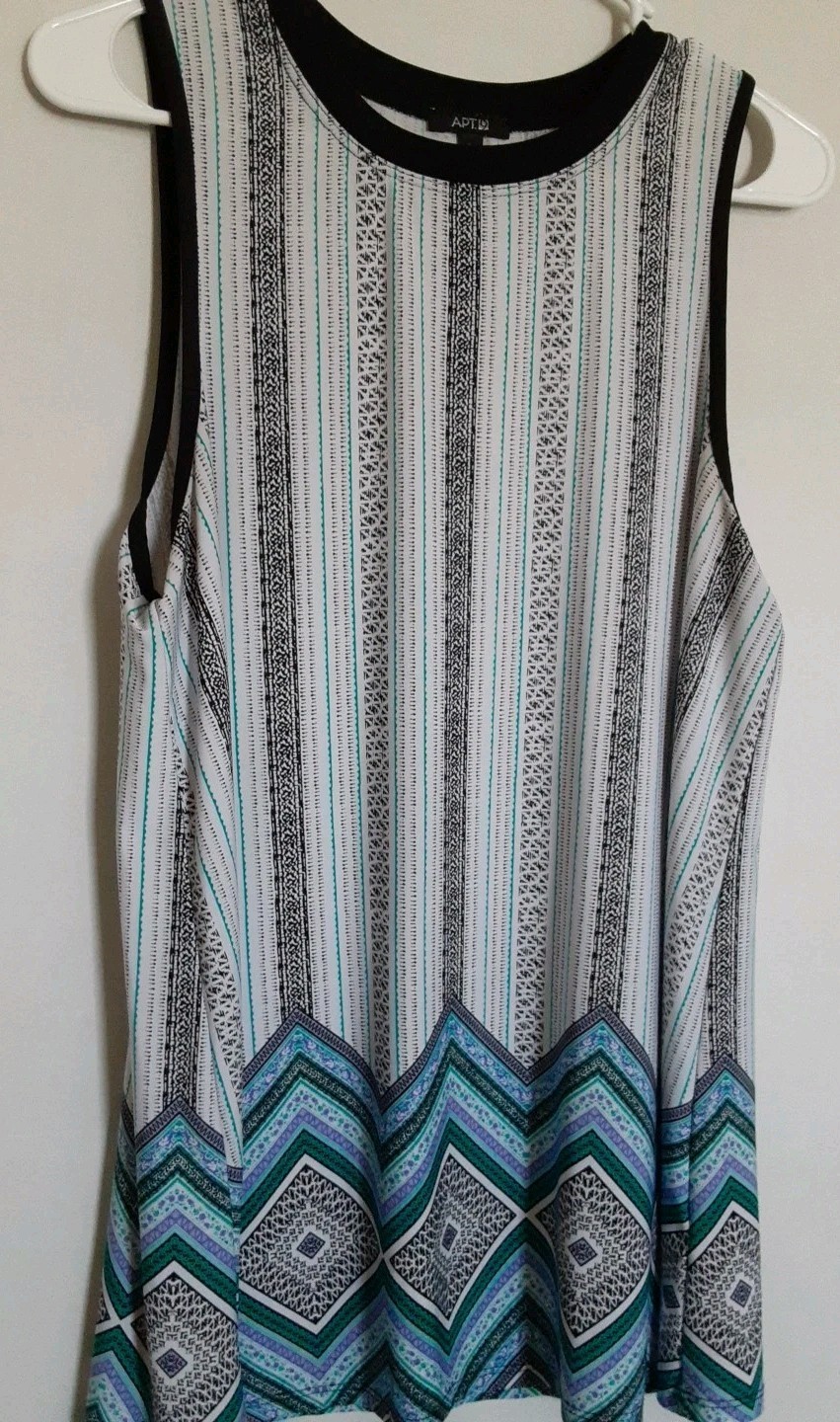 Apt 9  Sleeveless Womens Top Size Large