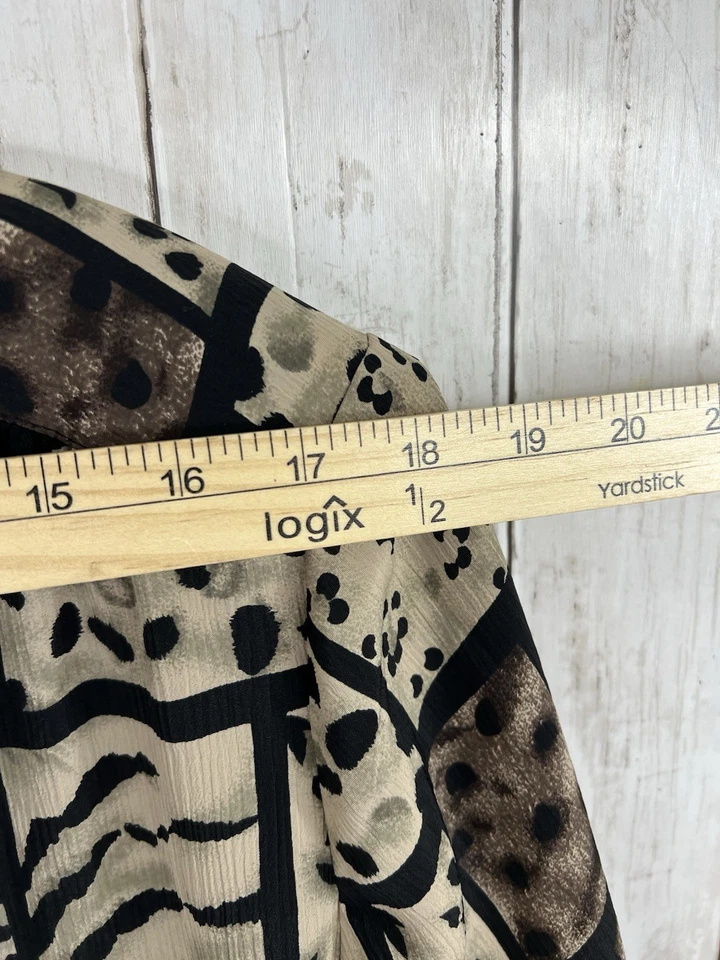 Camisa DonnKenny 1X Botón Plus Blusa Estampado Animal Marrón Manga Corta Clara Foto 2 de 4