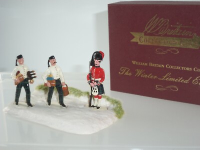 BRITAINS 41129 HIGHLAND REGIMENT MAKING PREPERATIONS FOR NEW YEARS DAY CLUB SET