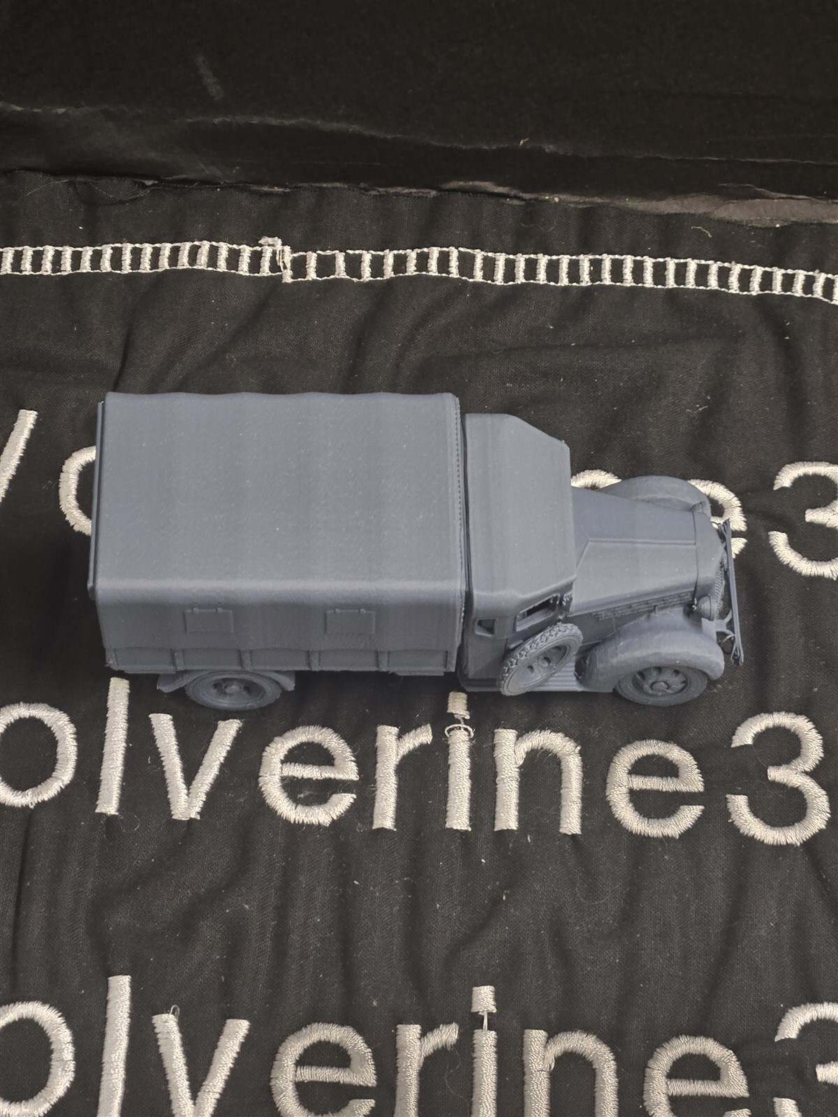 Picture 1 of 6