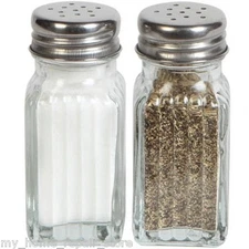 US SELLER FREE S&H SET OF SALT & PEPPER SHAKERS CLEAR FLUTED GLASS W/ METAL LIDS