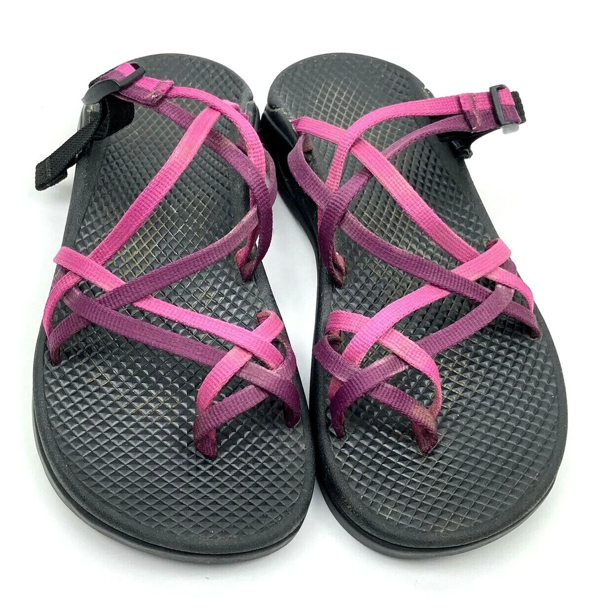 Light shop pink chacos