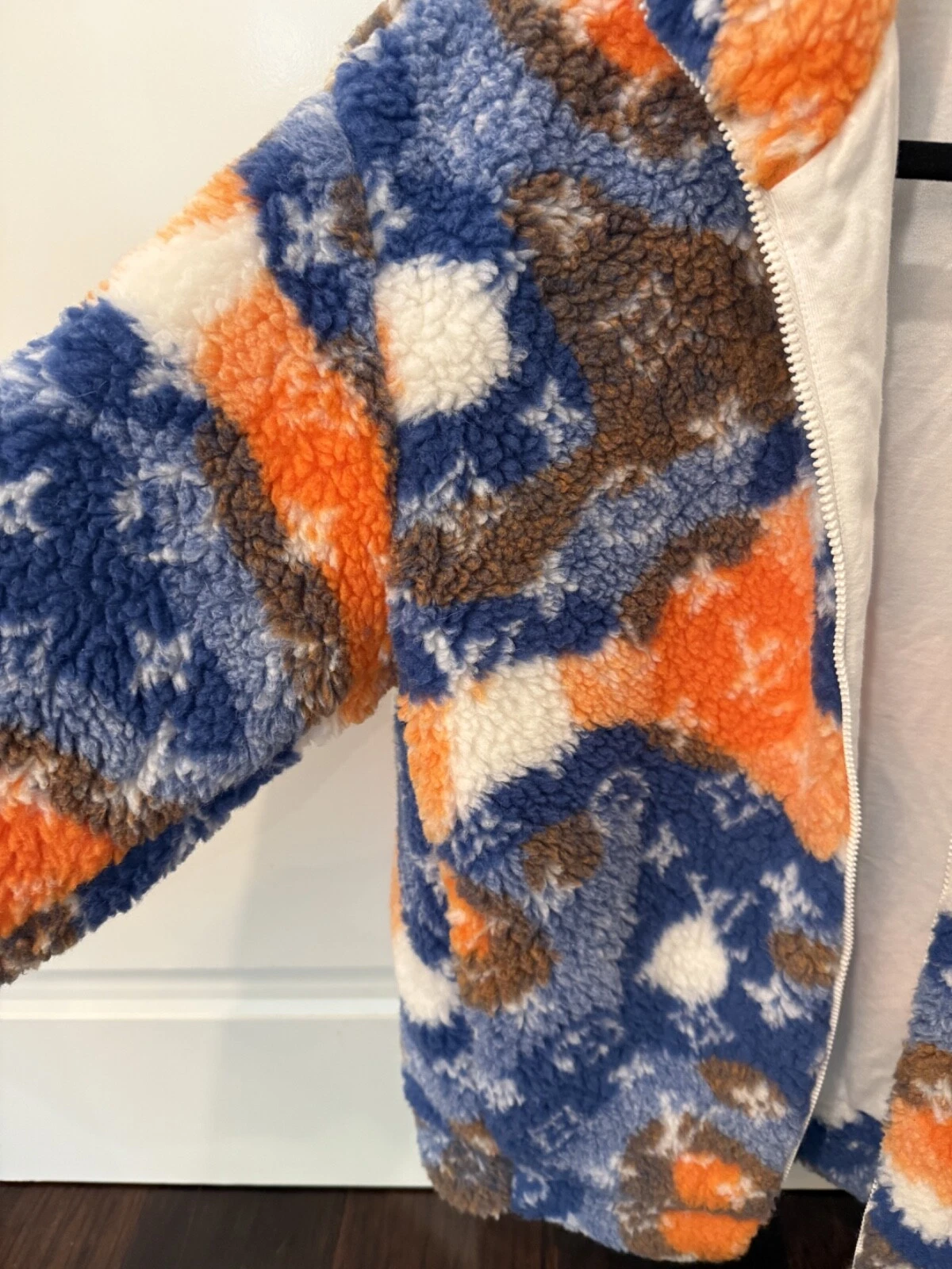 LOUIS VUITTON（LV） Giacca blusa pile mimetico jacquard monogramma Louis Vuitton originale 1AAU8M SMALL