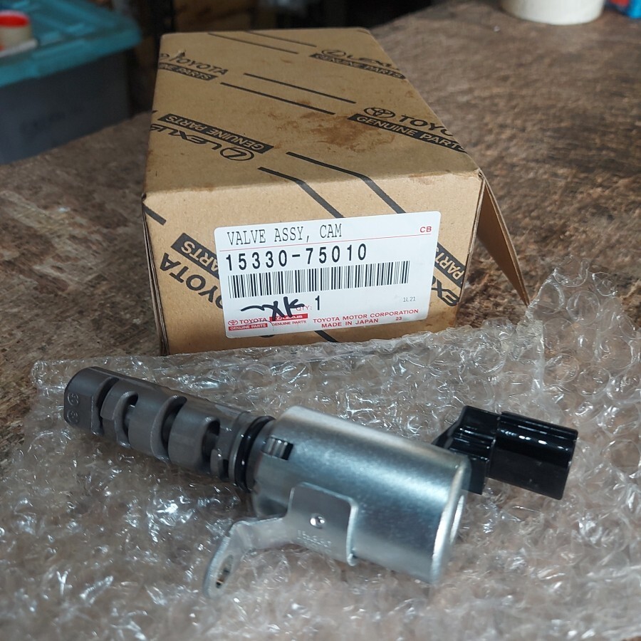 15330-75010 Fits For Toyota OEM Genuine VALVE ASSY, CAMSHAFT