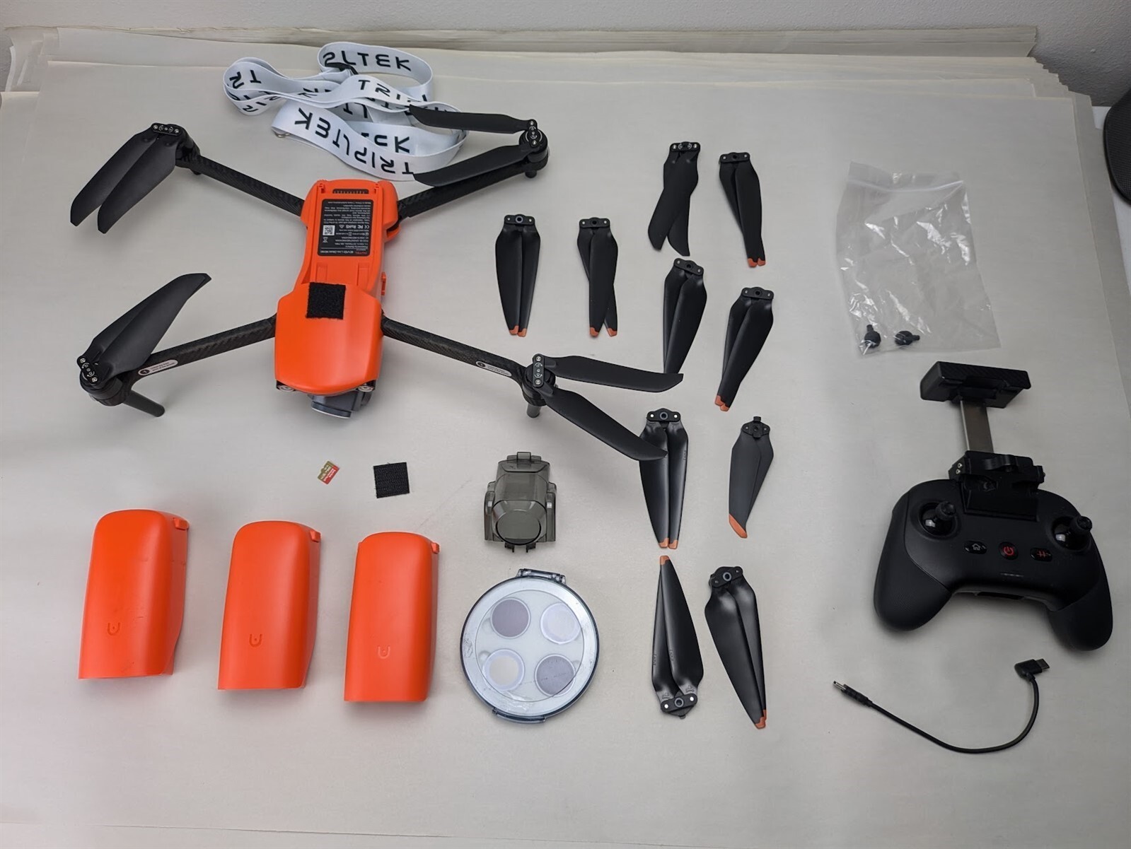 Autel Robotics EVO Lite+ Camera Drone - MDXM2 w/ 3 Batteries, Remote & Case-image