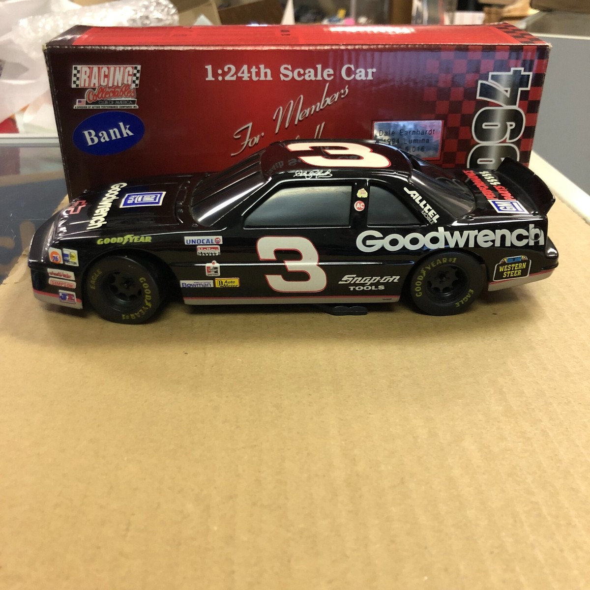 ミニカー NASCAR  #3 DALE EARNHARDT s-l400.jpg