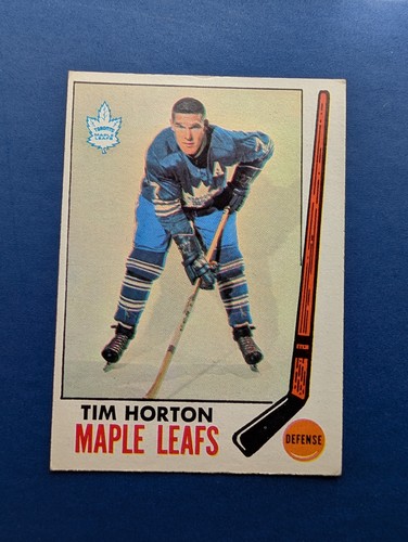Tim Horton #45 1969 Topps card