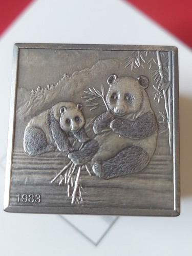 2019 Cina - Cubo commemorativo Panda in argento 150° anniversario 20 oz. - Foto 5 di 20