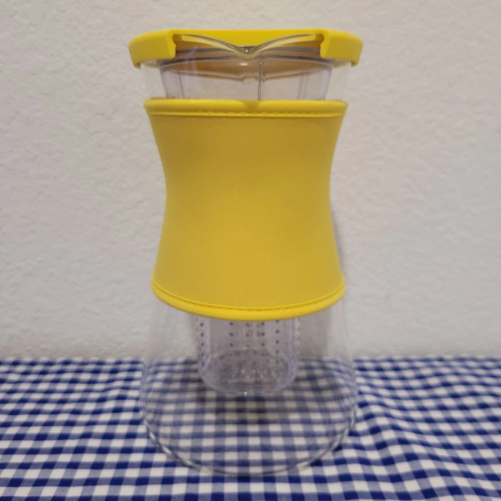 Pampered Chef Tea Infusion Glass Pitcher #1687 w/ Infuser Neoprene Sleeve & Lid