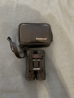Tasco 8x21 mm Fernglas mit Tasche
