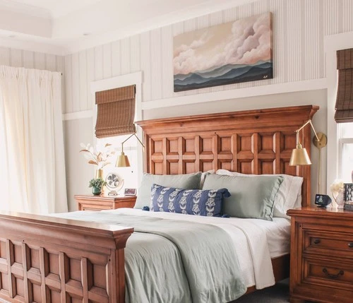 Crystorama Mitchell Aged Brass Hardwire Plug-In Wall Lamp - Picture 5 of 7