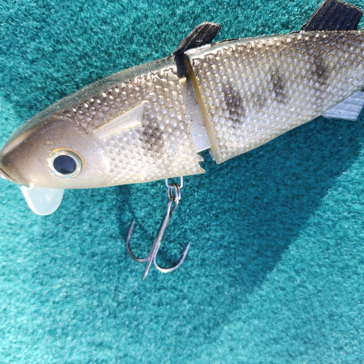 big fish lure D.O.A. Swimbait Big Fish Lure Striped Hinged Swivel Back 7 Inches